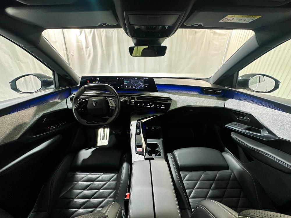 peugeot-e-3008-2024-eletrico-0cc