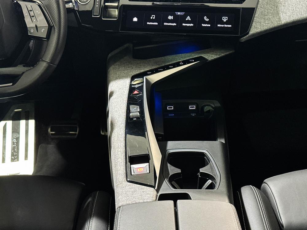 peugeot-e-3008-2024-eletrico-0cc