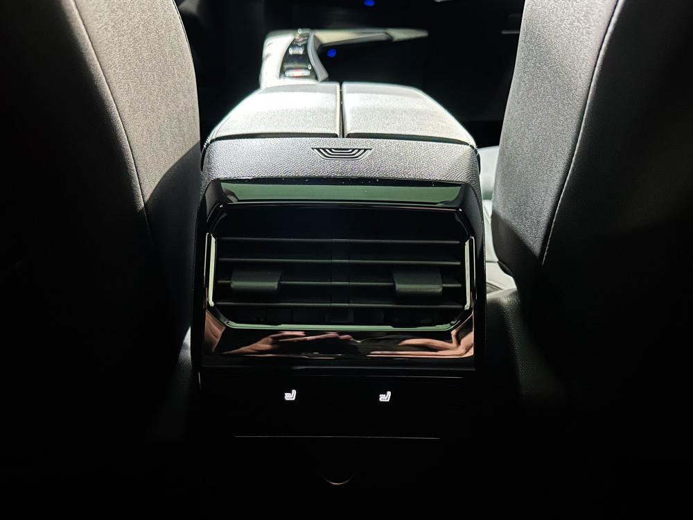 peugeot-e-3008-2024-eletrico-0cc