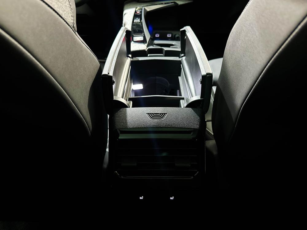 peugeot-e-3008-2024-eletrico-0cc