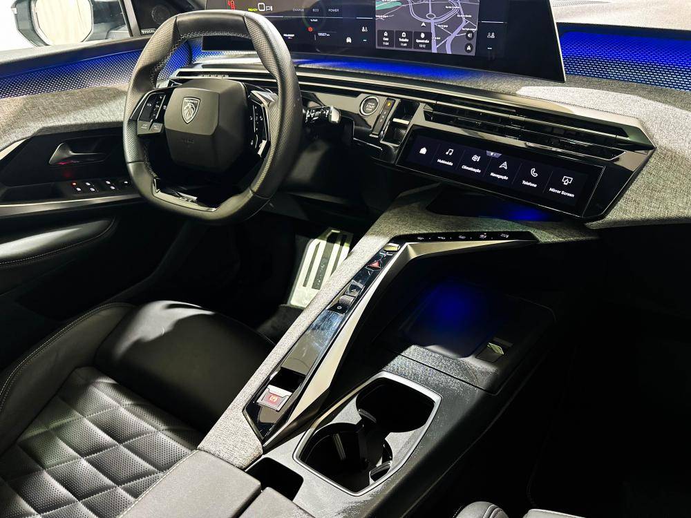 peugeot-e-3008-2024-eletrico-0cc