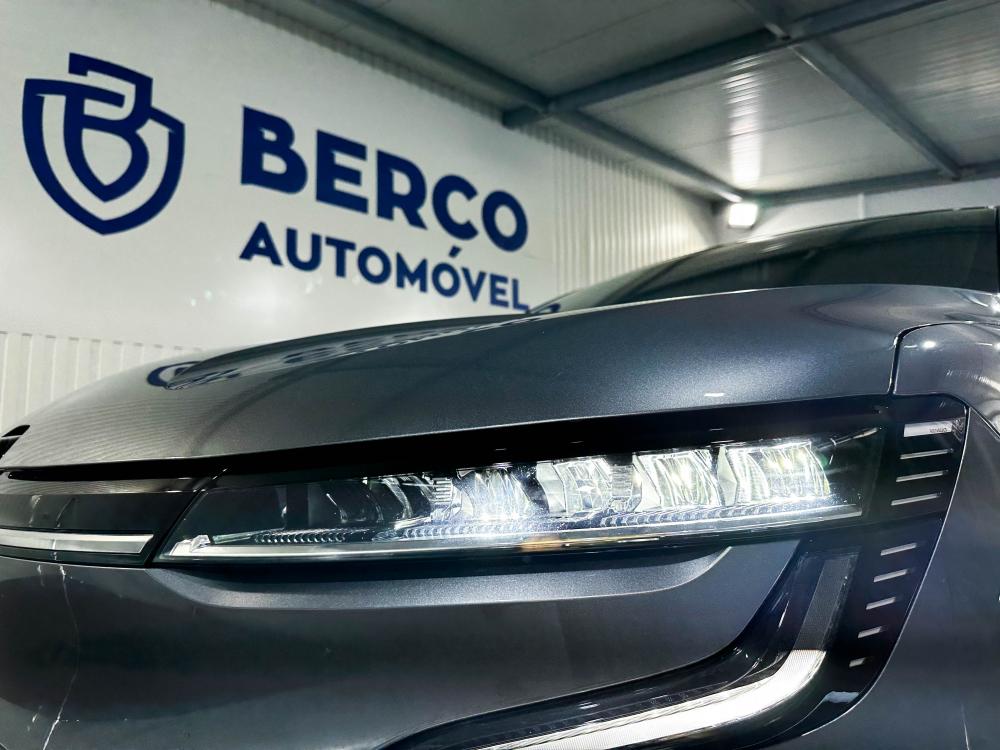renault-megane-e-tech-2022-eletrico-0cc