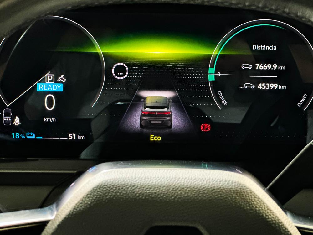 renault-megane-e-tech-2022-eletrico-0cc