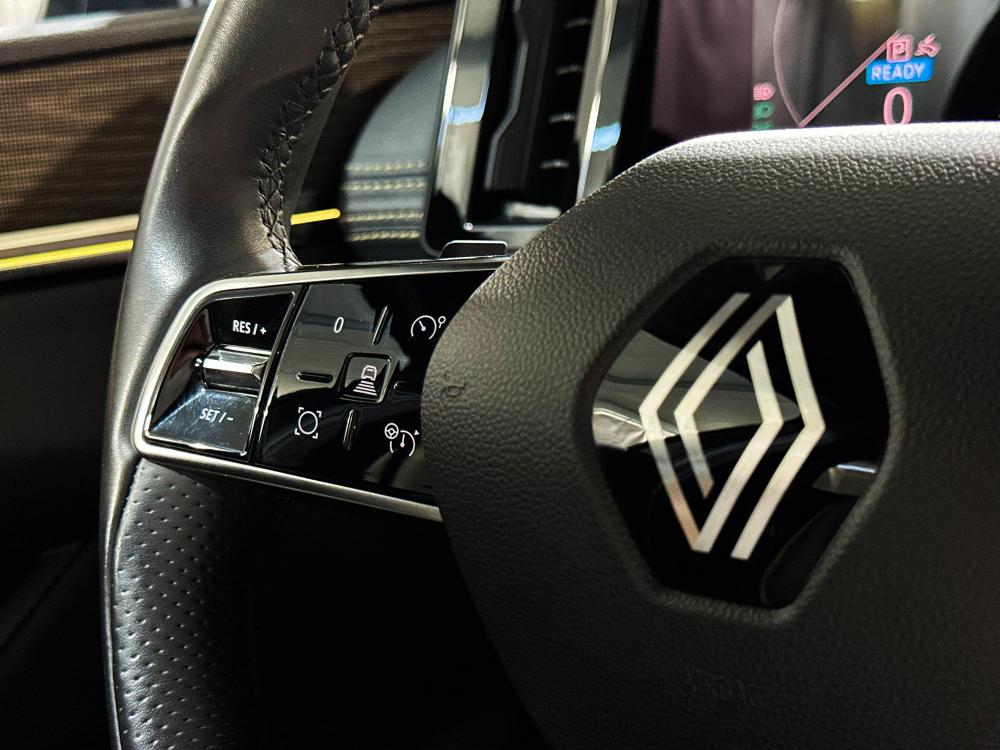 renault-megane-e-tech-2022-eletrico-0cc
