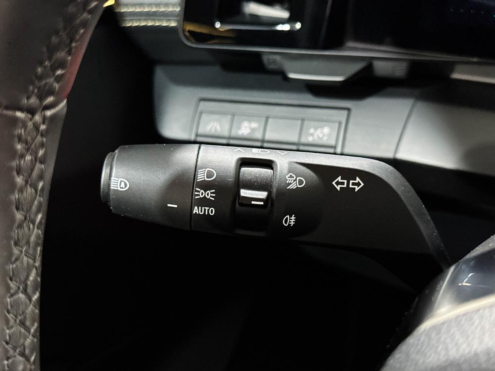 renault-megane-e-tech-2022-eletrico-0cc