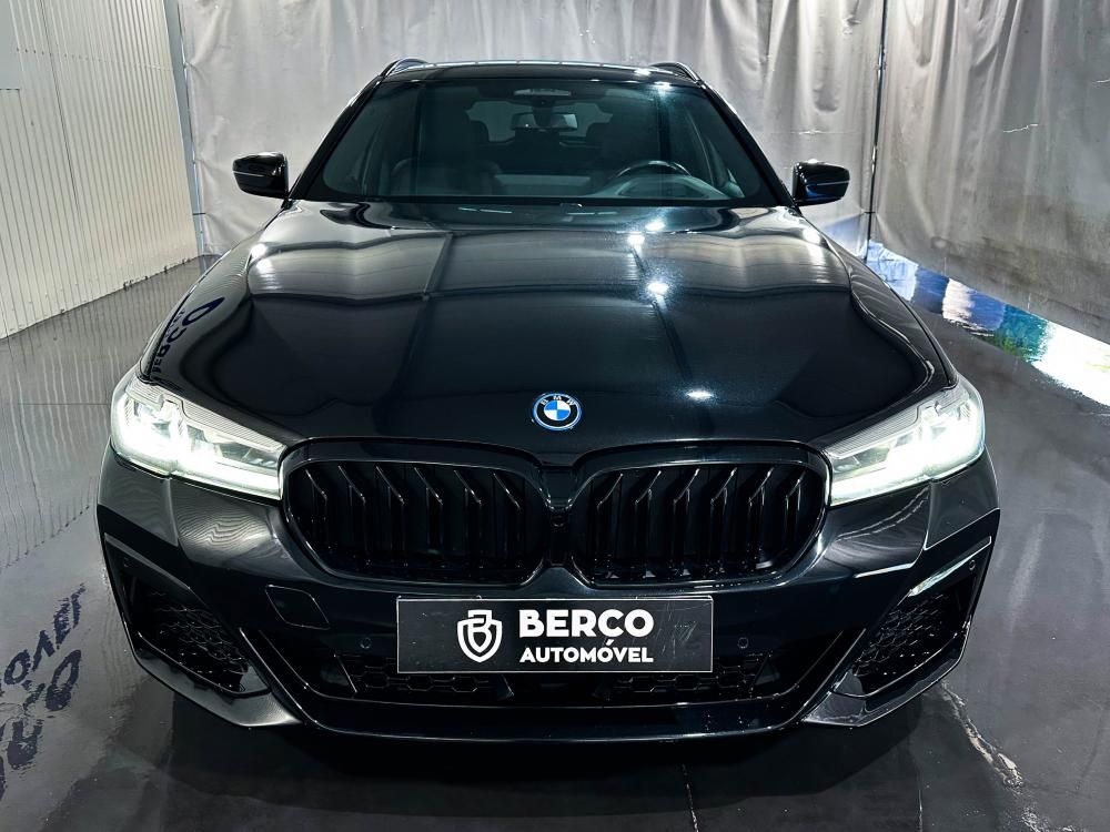 bmw-serie-5-2023-hibrido-a-gasolina-1998cc