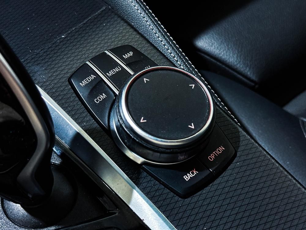 bmw-serie-5-2023-hibrido-a-gasolina-1998cc