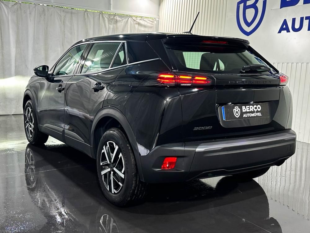 peugeot-2008-2023-gasolina-1199cc