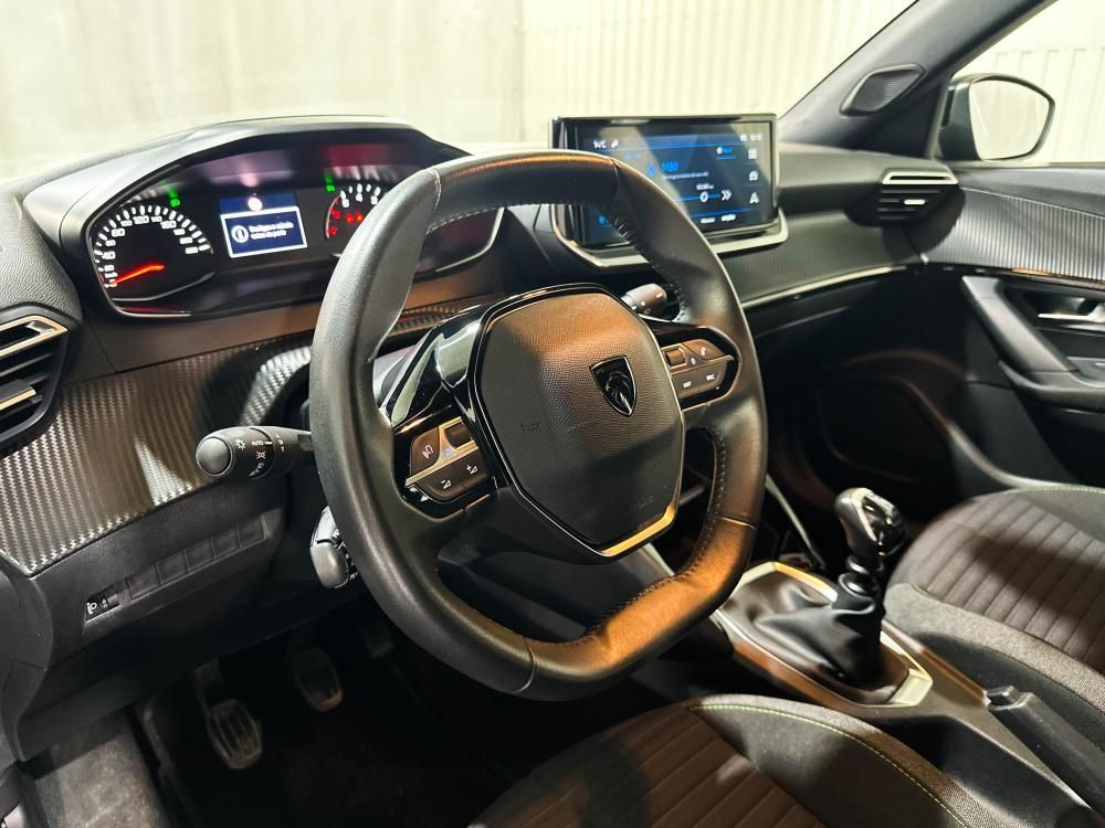 peugeot-2008-2023-gasolina-1199cc