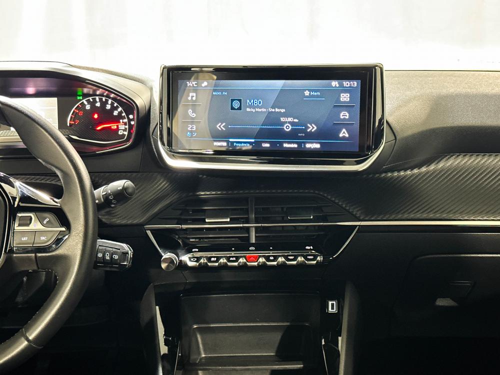 peugeot-2008-2023-gasolina-1199cc