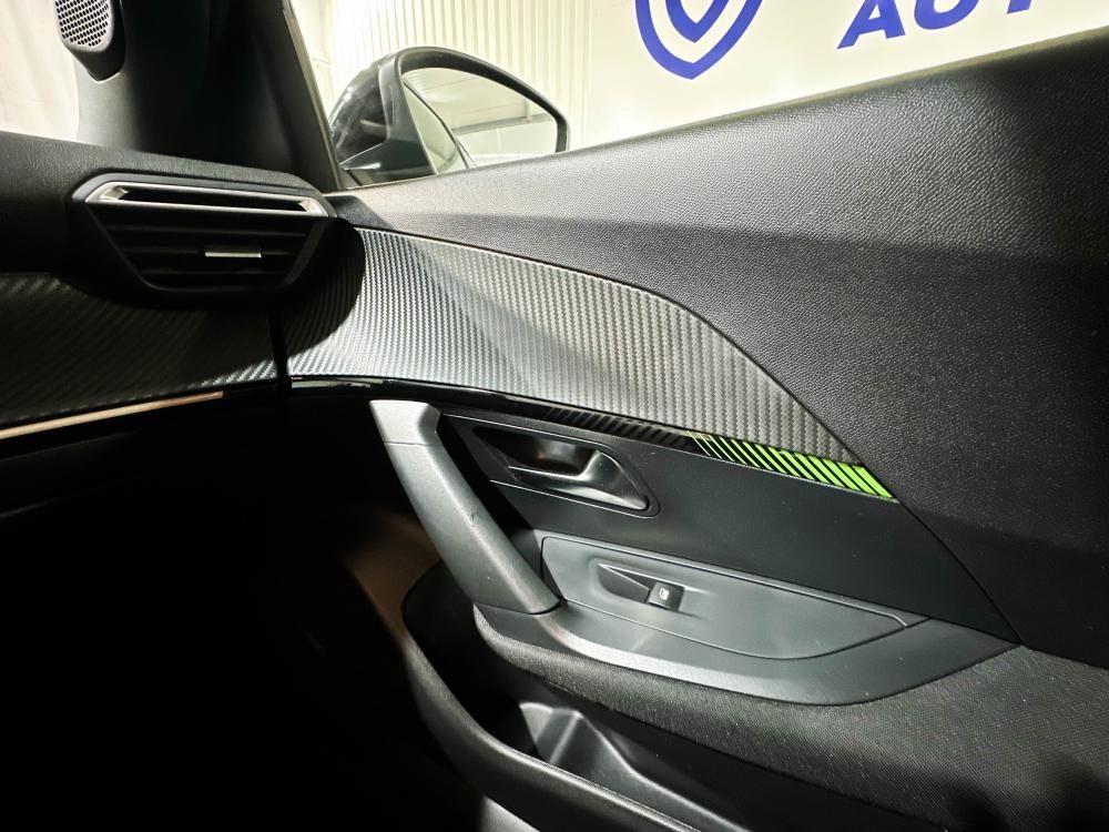 peugeot-2008-2023-gasolina-1199cc