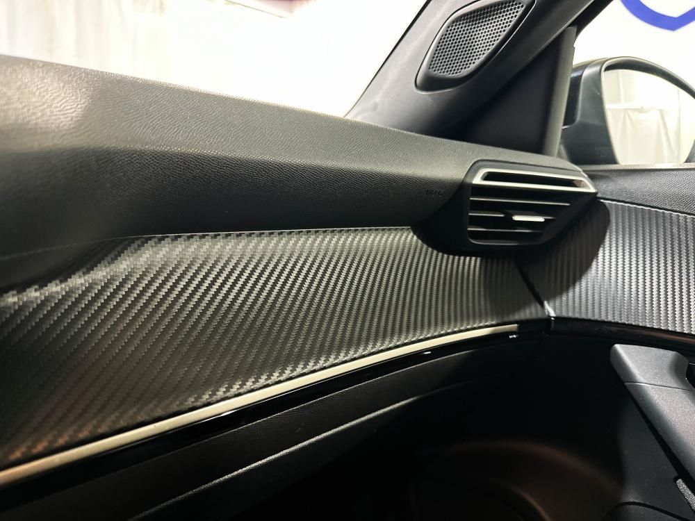 peugeot-2008-2023-gasolina-1199cc