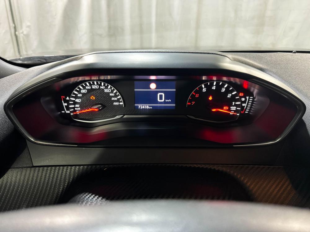 peugeot-2008-2023-gasolina-1199cc