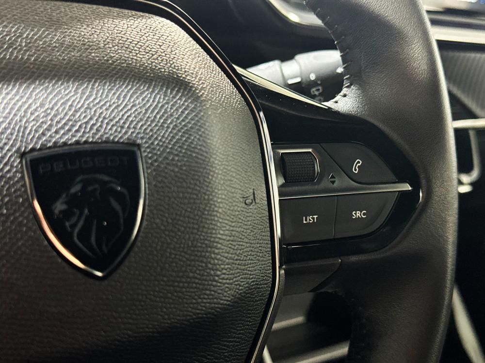 peugeot-2008-2023-gasolina-1199cc
