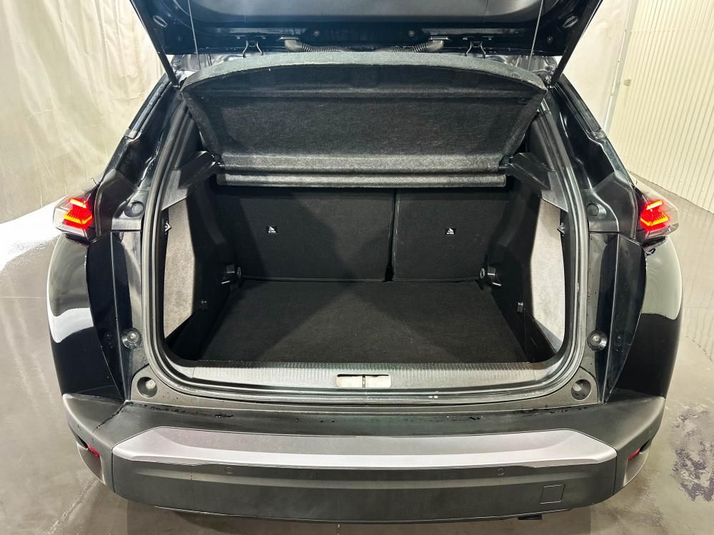 peugeot-2008-2023-gasolina-1199cc