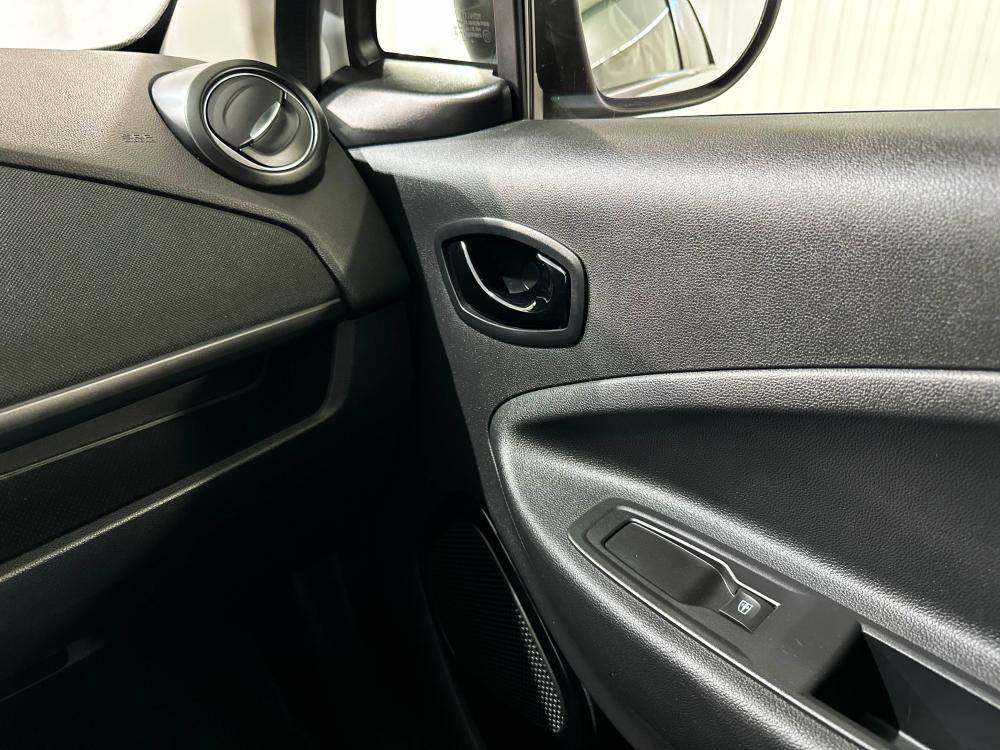 renault-zoe-2020-eletrico-0cc