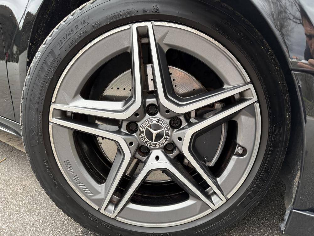 mercedes-benz-classe-a-2021-hibrido-a-gasolina-1332cc