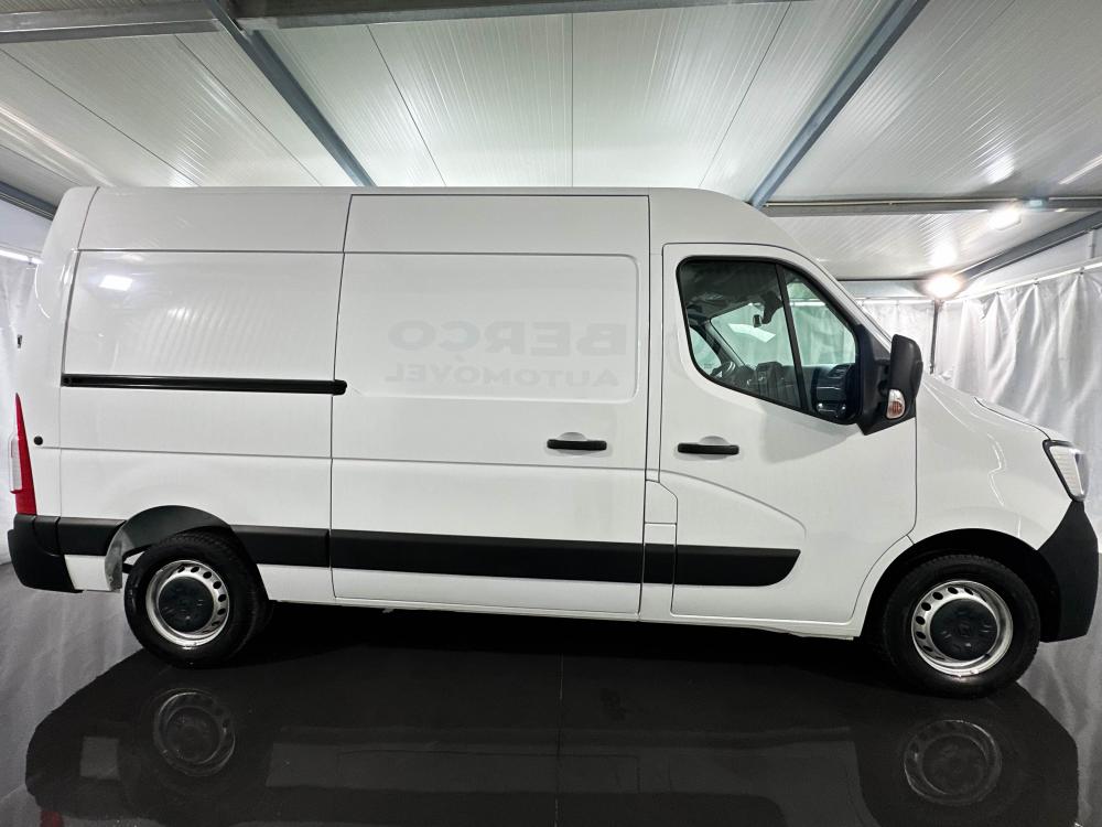renault-master-2024-diesel-2299cc