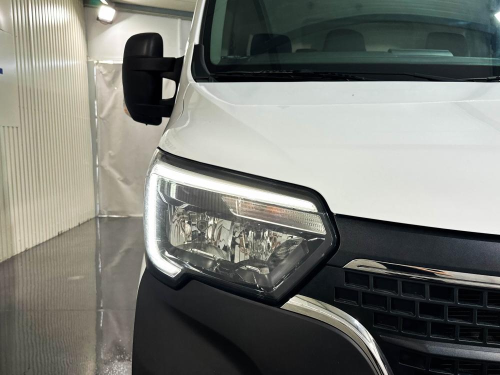 renault-master-2024-diesel-2299cc