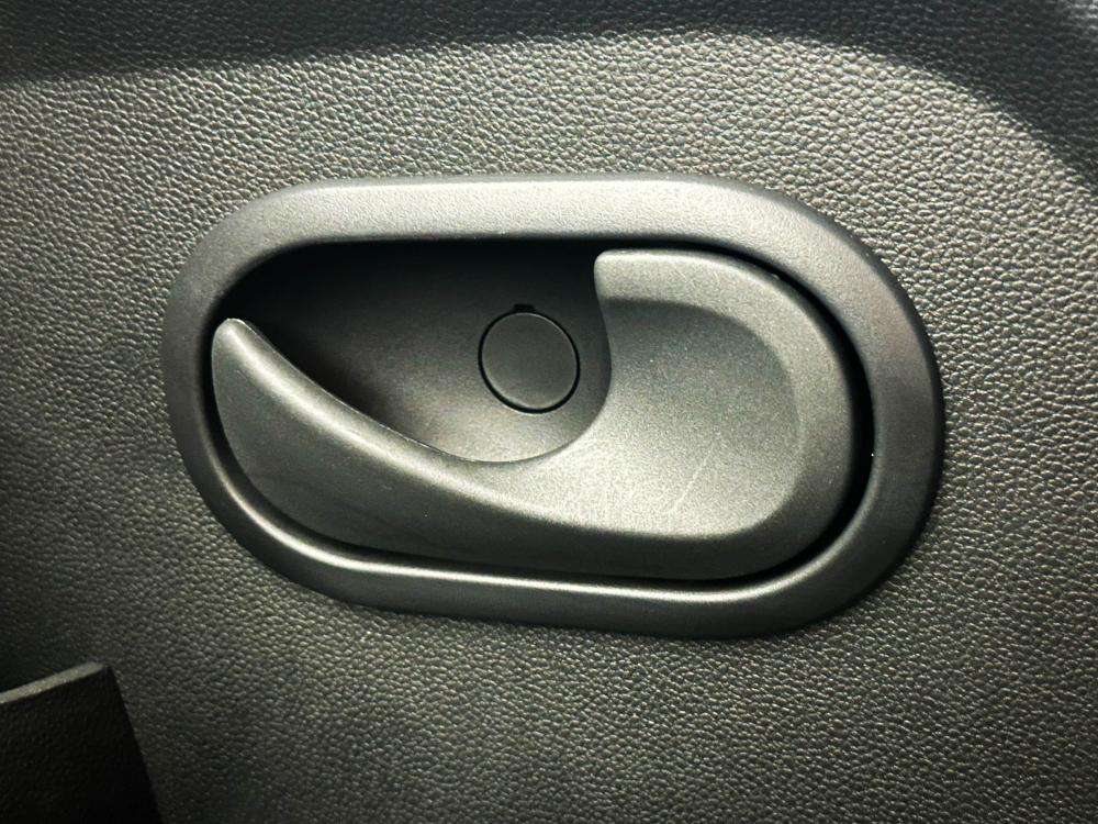 renault-master-2024-diesel-2299cc