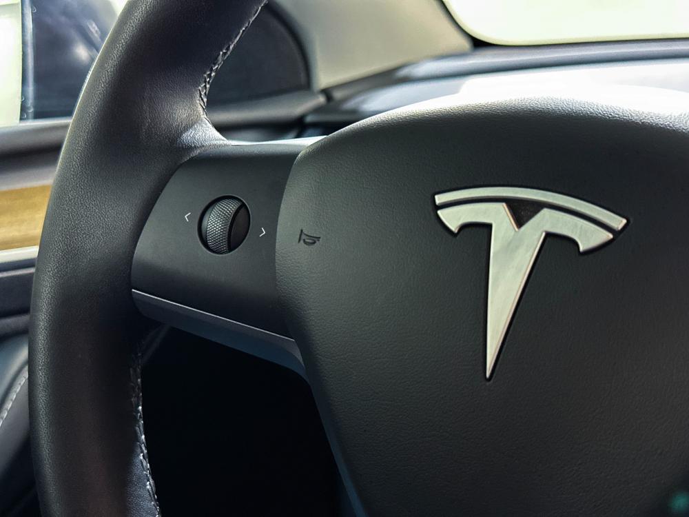 tesla-model-y-2022-eletrico-0cc