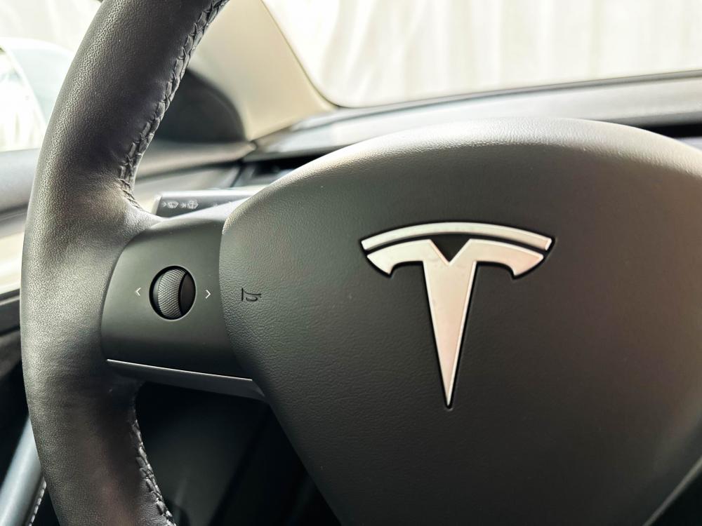 tesla-model-3-2022-eletrico-0cc
