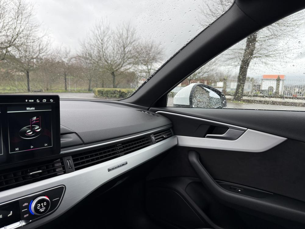 audi-a4-avant-2019-diesel-1968cc