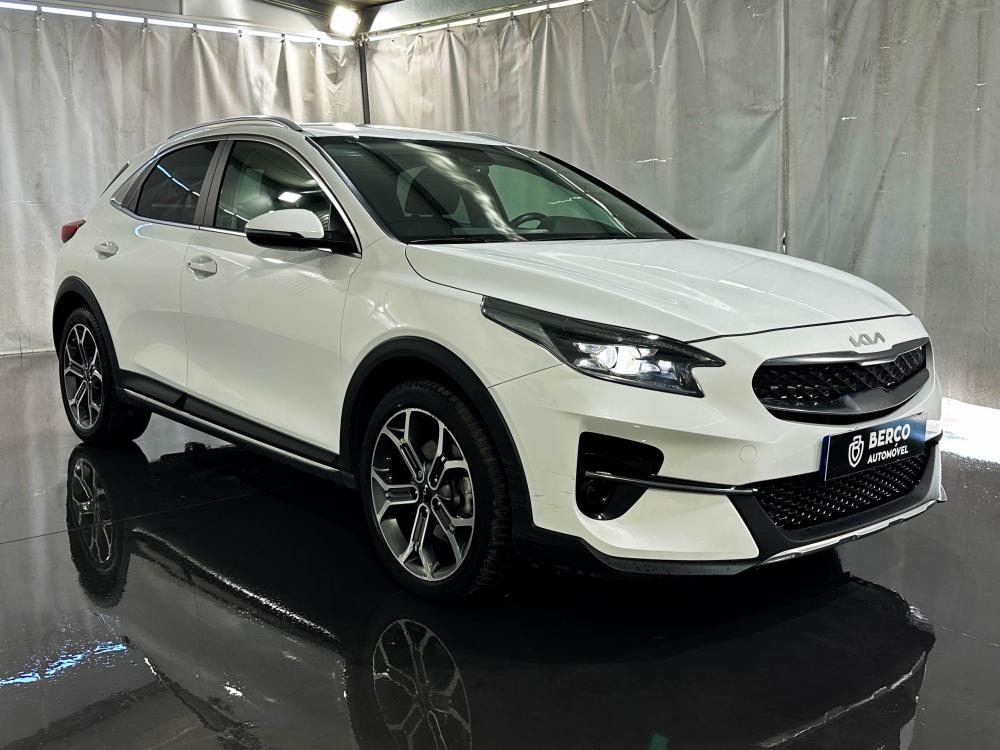 kia-xceed-2022-hibrido-a-gasolina-1580cc