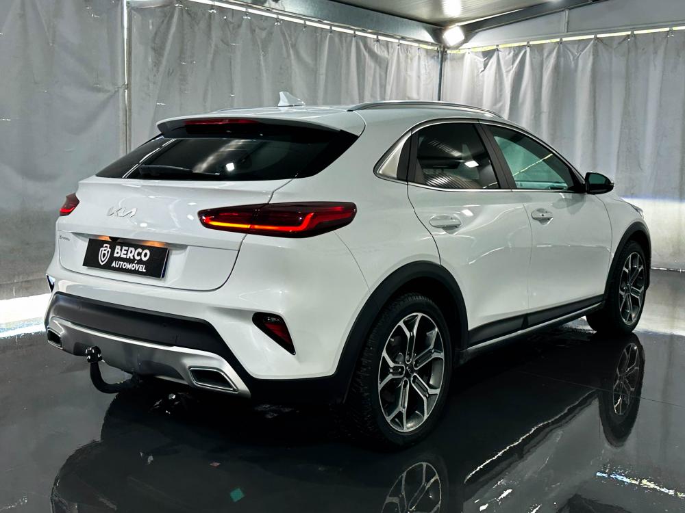 kia-xceed-2022-hibrido-a-gasolina-1580cc