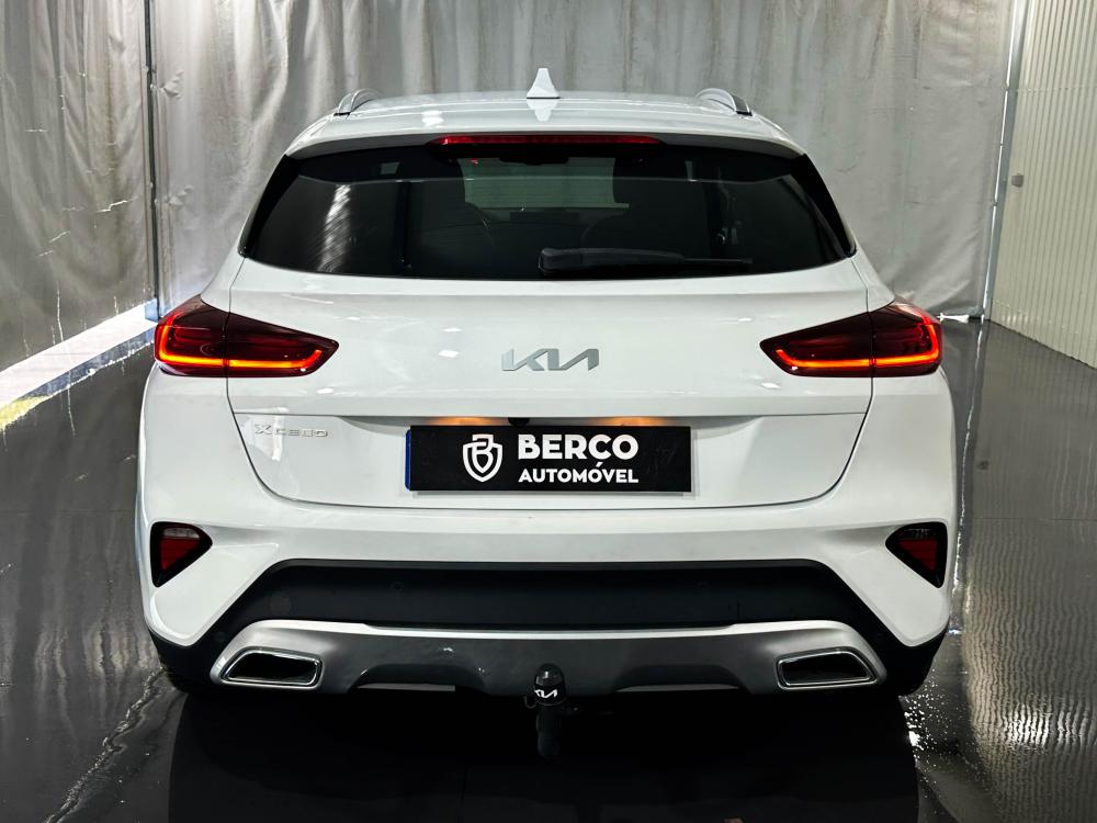 kia-xceed-2022-hibrido-a-gasolina-1580cc