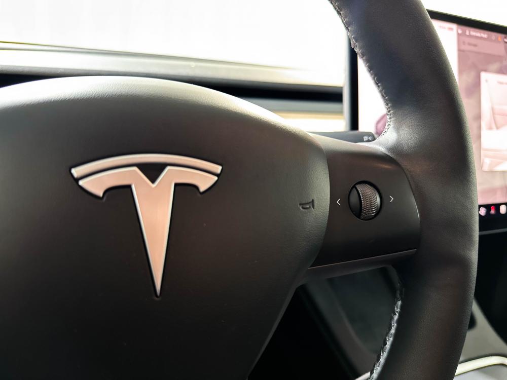 tesla-model-y-2023-eletrico-0cc