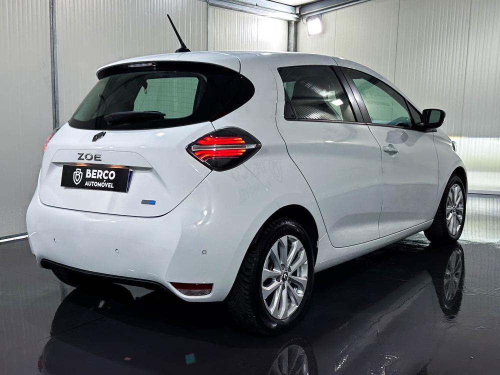 renault-zoe-2021-eletrico-0cc