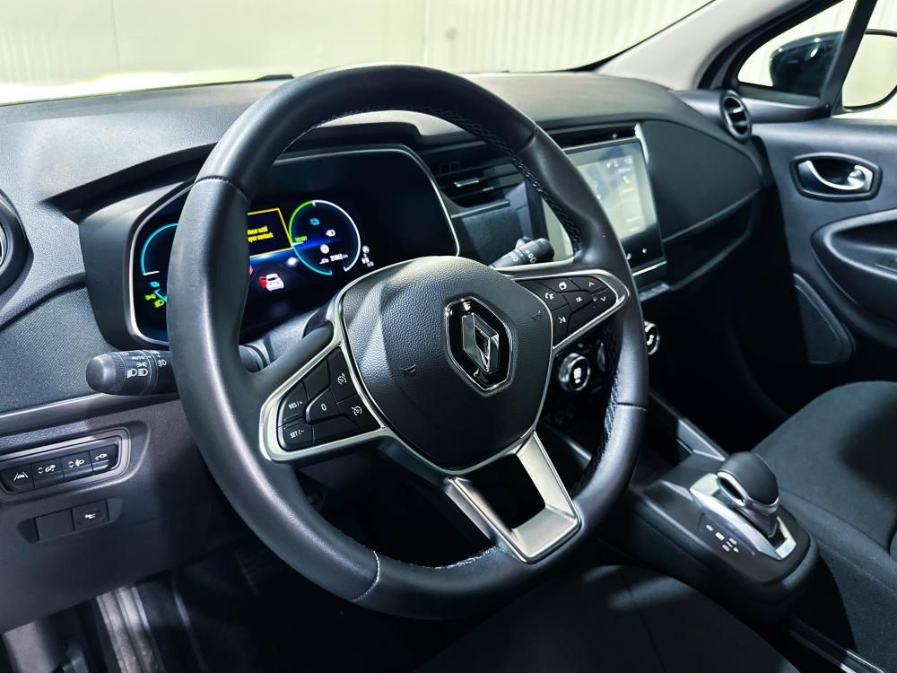 renault-zoe-2021-eletrico-0cc