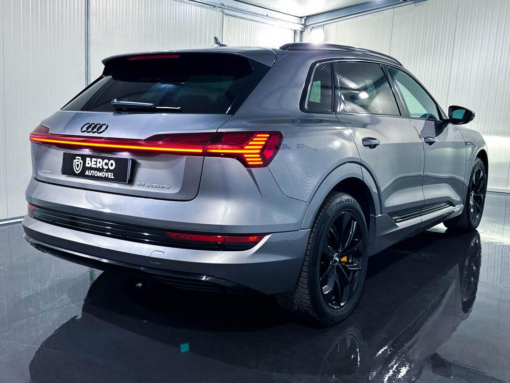 audi-e-tron-2020-eletrico-0cc