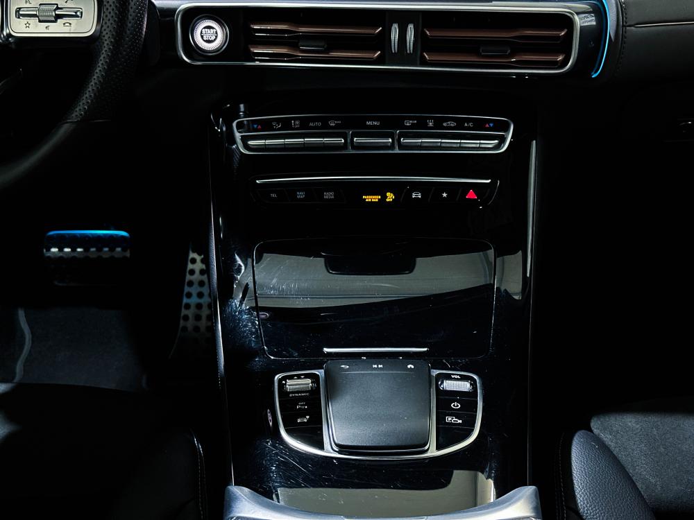 mercedes-benz-eqc-2022-eletrico-0cc