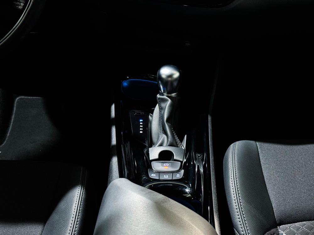 toyota-c-hr-2023-hibrido-a-gasolina-1798cc