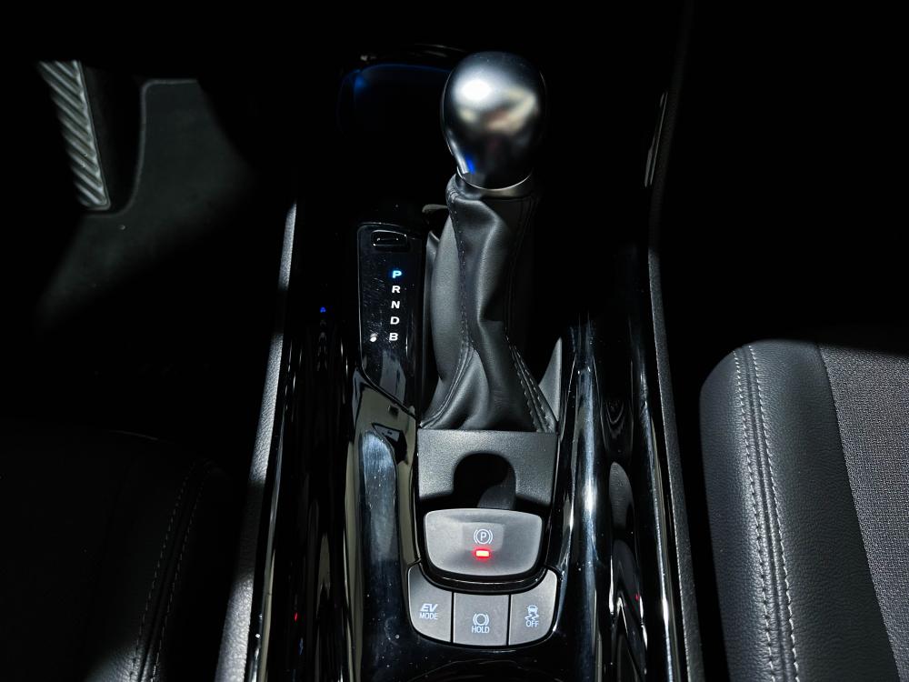 toyota-c-hr-2023-hibrido-a-gasolina-1798cc