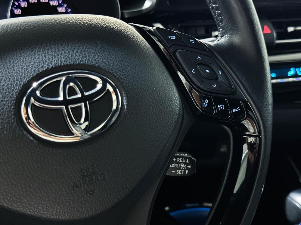 toyota-c-hr-2023-hibrido-a-gasolina-1798cc