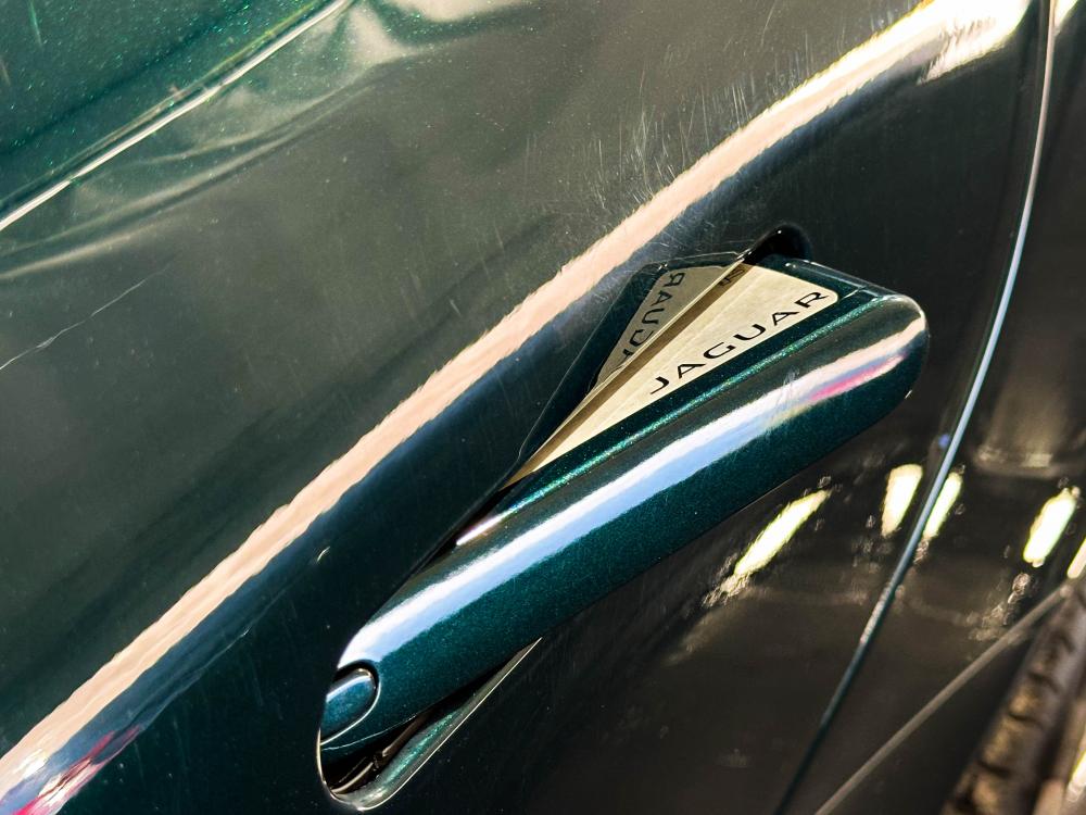 jaguar-f-type-2020-gasolina-1997cc