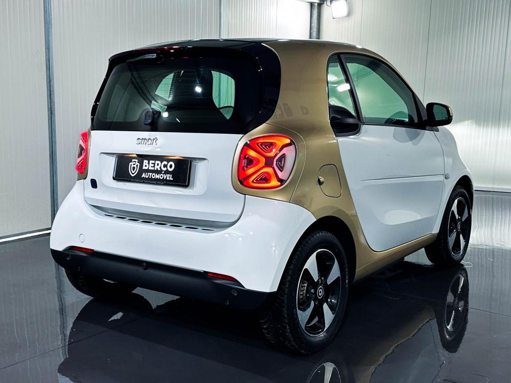 smart-fortwocoupe-2022-eletrico-0cc