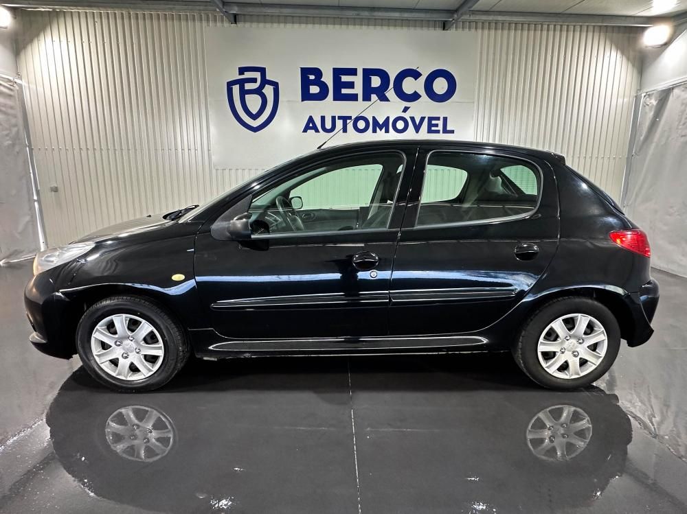 peugeot-206-2010-gasolina-1100cc