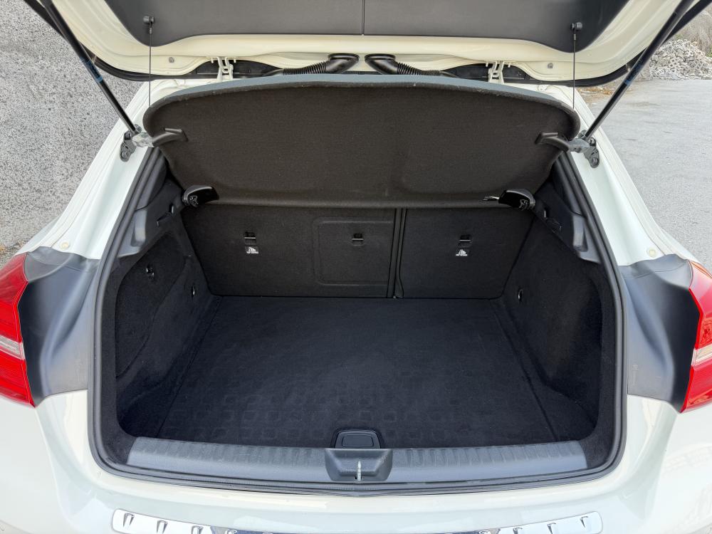 mercedes-benz-gla-2015-diesel-1461cc