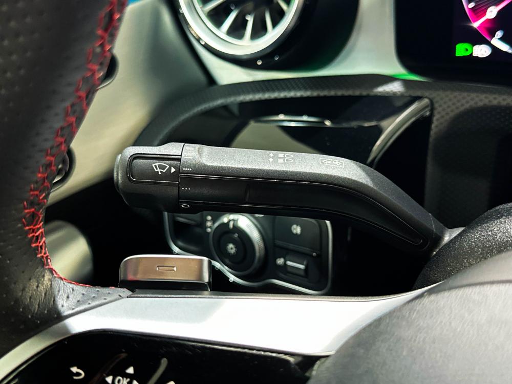 mercedes-benz-cla-2025-hibrido-a-gasolina-1332cc