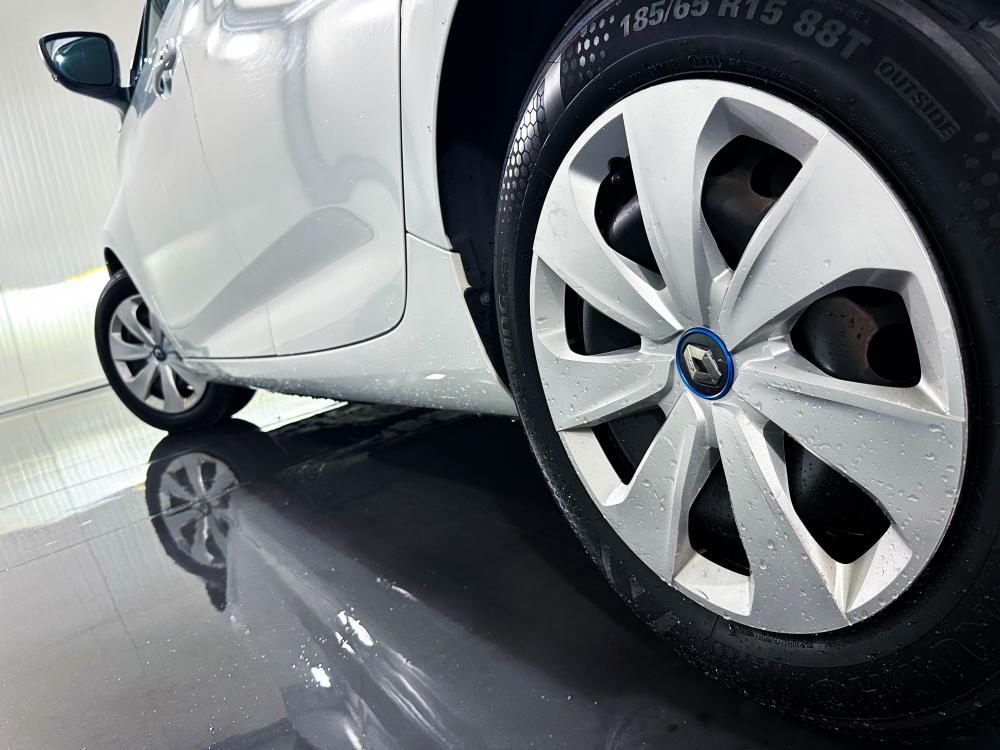 renault-zoe-2020-eletrico-0cc