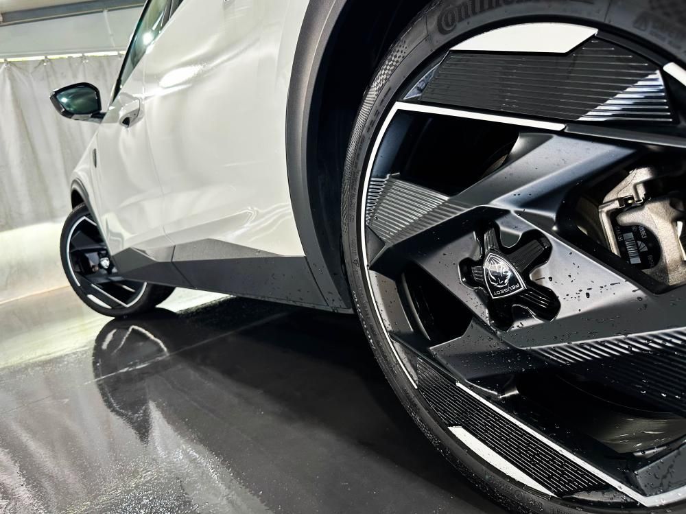 peugeot-408-2023-hibrido-a-gasolina-1598cc