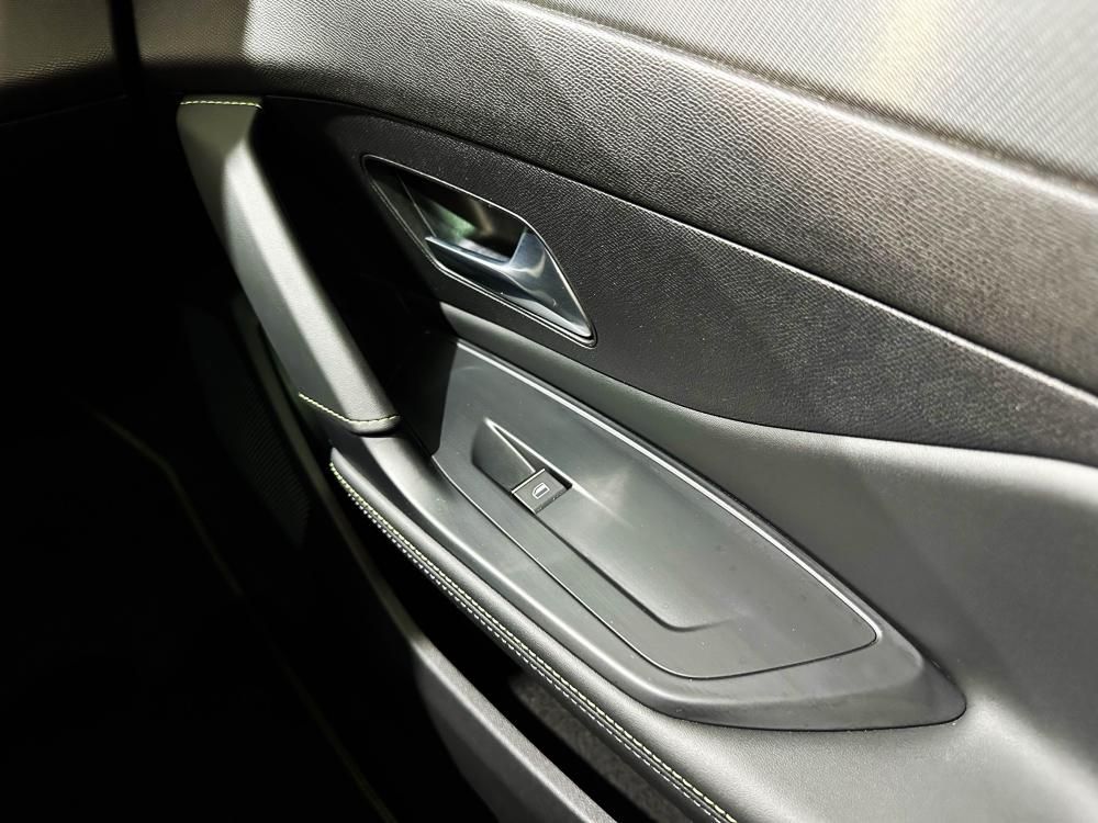 peugeot-408-2023-hibrido-a-gasolina-1598cc