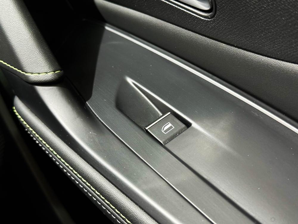 peugeot-408-2023-hibrido-a-gasolina-1598cc