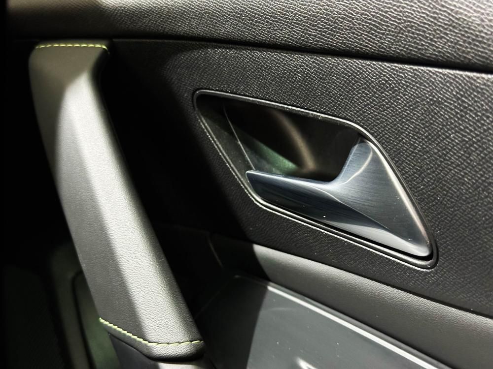 peugeot-408-2023-hibrido-a-gasolina-1598cc