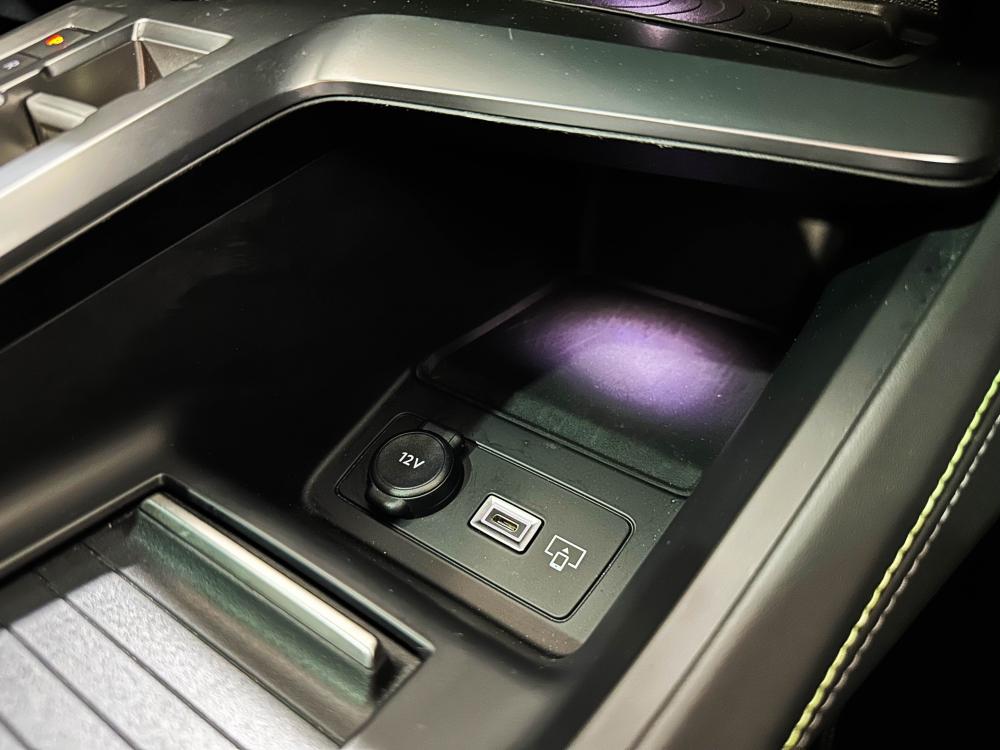 peugeot-408-2023-hibrido-a-gasolina-1598cc