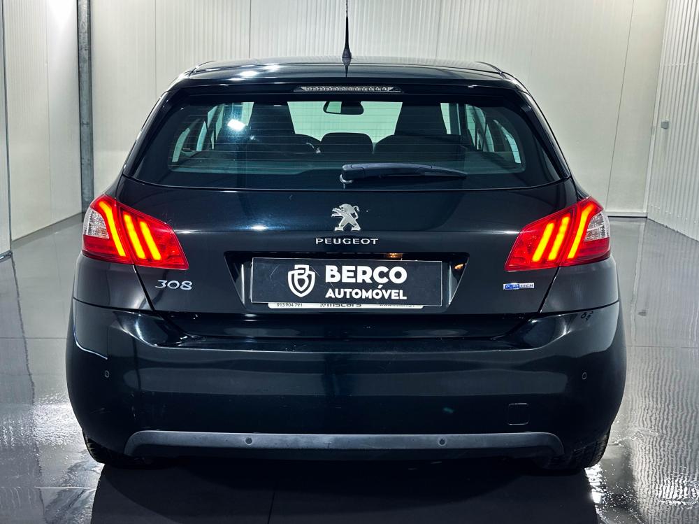 peugeot-308-2016-gasolina-1199cc